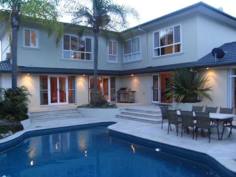 Paradise Waters QLD 4217