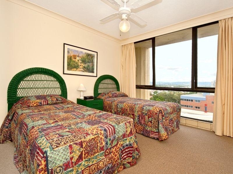 9D/30 Laycock Street, Surfers Paradise QLD 4217