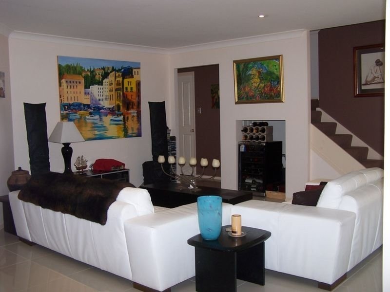 Isle Of Capri QLD 4217