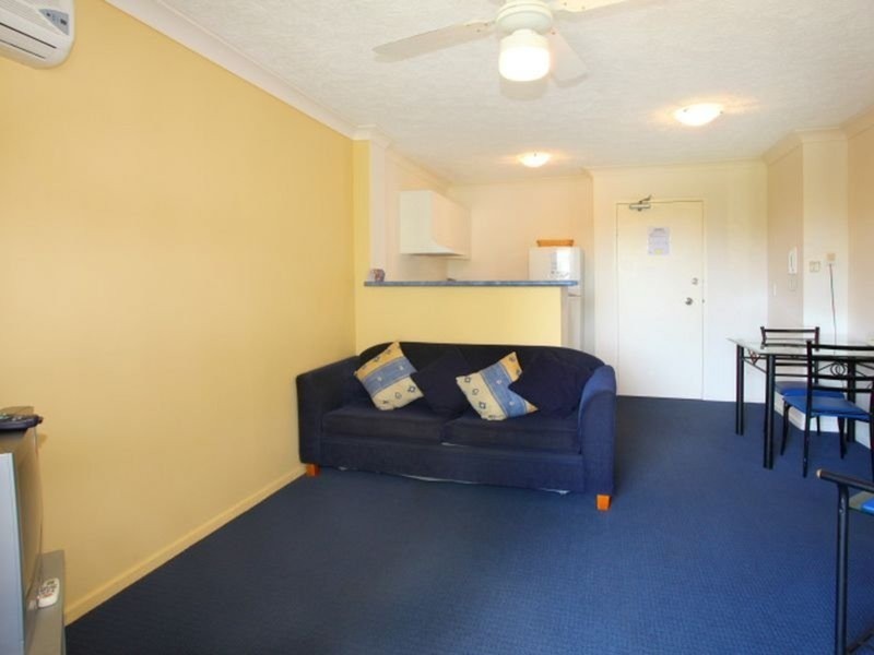 43 Cypress Avenue, Surfers Paradise QLD 4217