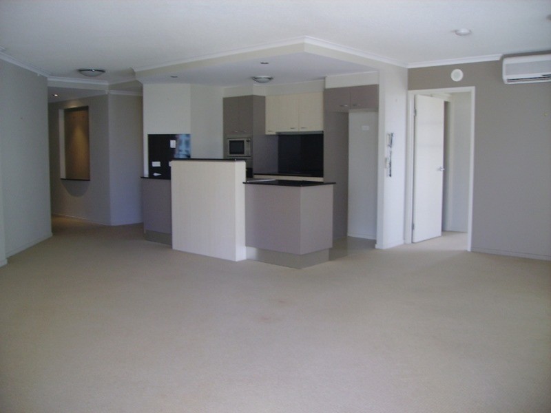 271/21 Cypress Avenue, Surfers Paradise QLD 4217