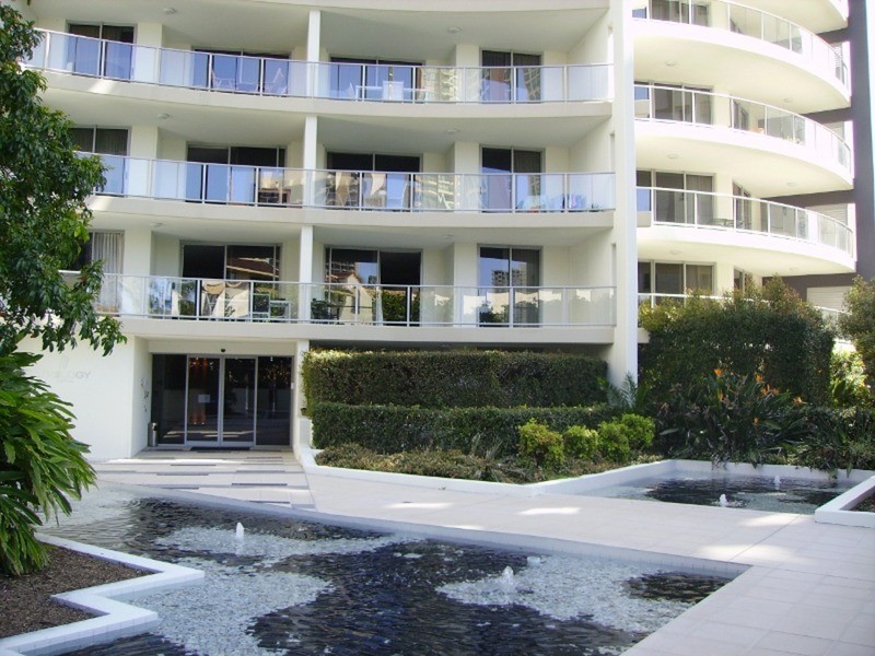 271/21 Cypress Avenue, Surfers Paradise QLD 4217