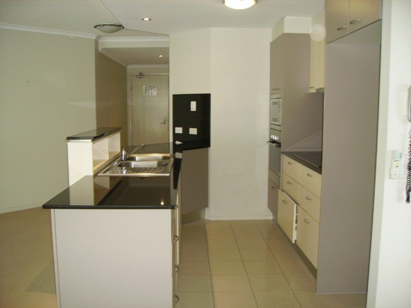 271/21 Cypress Avenue, Surfers Paradise QLD 4217