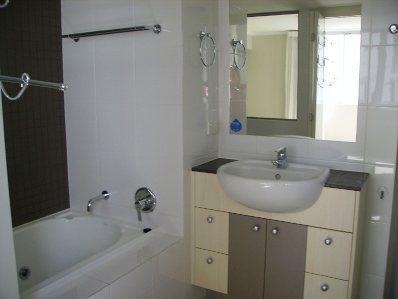 271/21 Cypress Avenue, Surfers Paradise QLD 4217