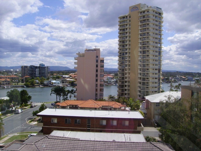 271/21 Cypress Avenue, Surfers Paradise QLD 4217