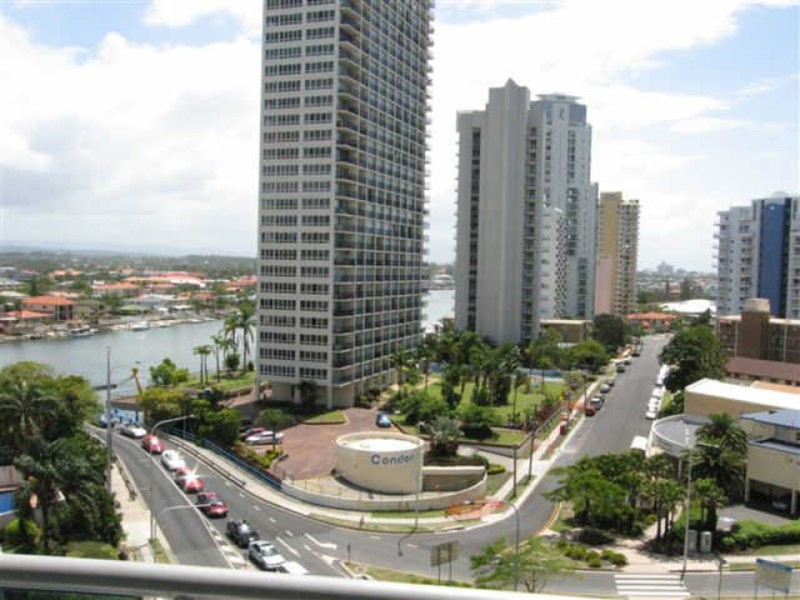 CHEVRON RENAISSANCE 23 Ferny Avenue, Surfers Paradise QLD 4217