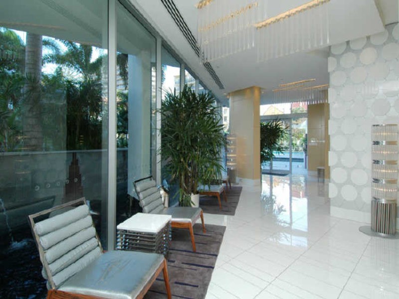 18 Enderley Avenue, Surfers Paradise QLD 4217