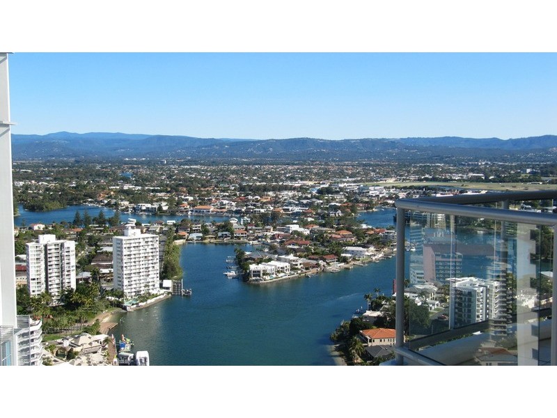 23 Ferny Avenue, Surfers Paradise QLD 4217