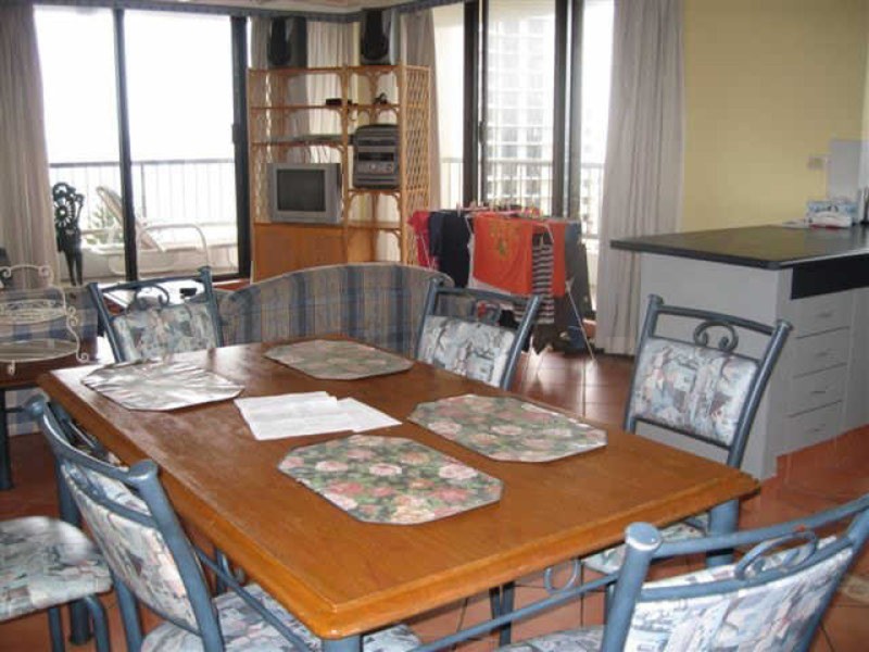 Alexander 2943 43           Gold Coast Highway, Surfers Paradise QLD 4217