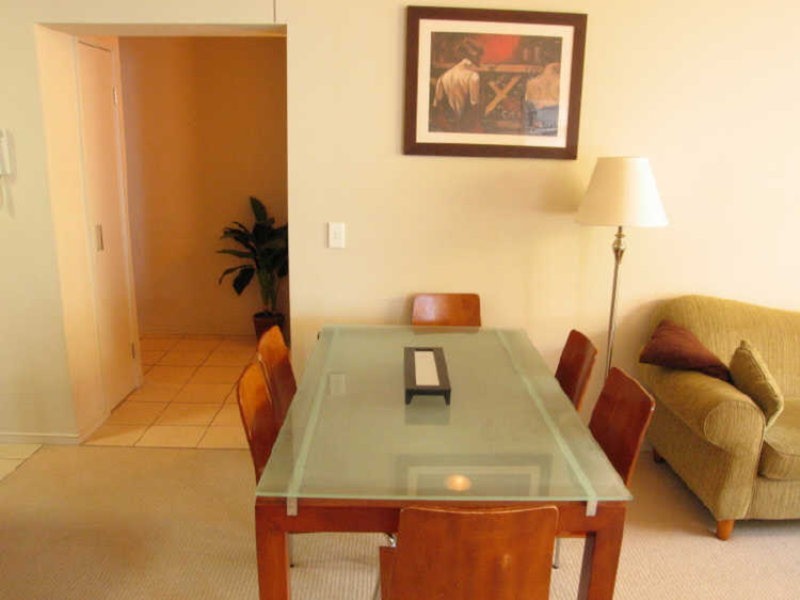 23 Ferny Avenue, Surfers Paradise QLD 4217