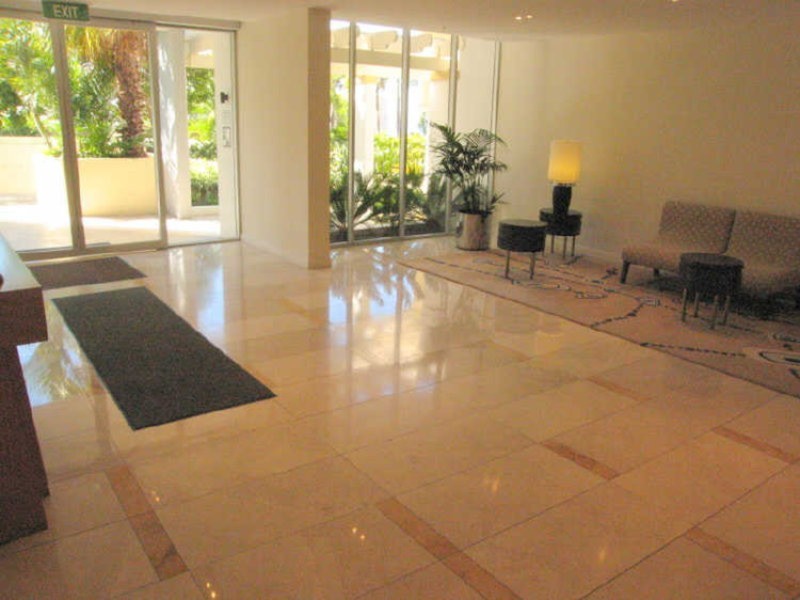 23 Ferny Avenue, Surfers Paradise QLD 4217