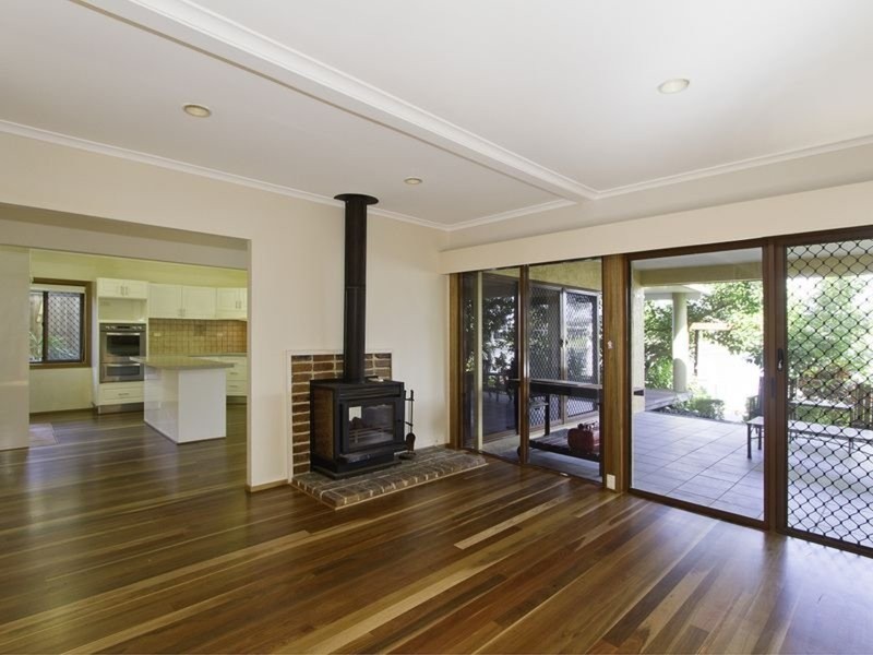 114 Amalfi Drive, Isle Of Capri QLD 4217
