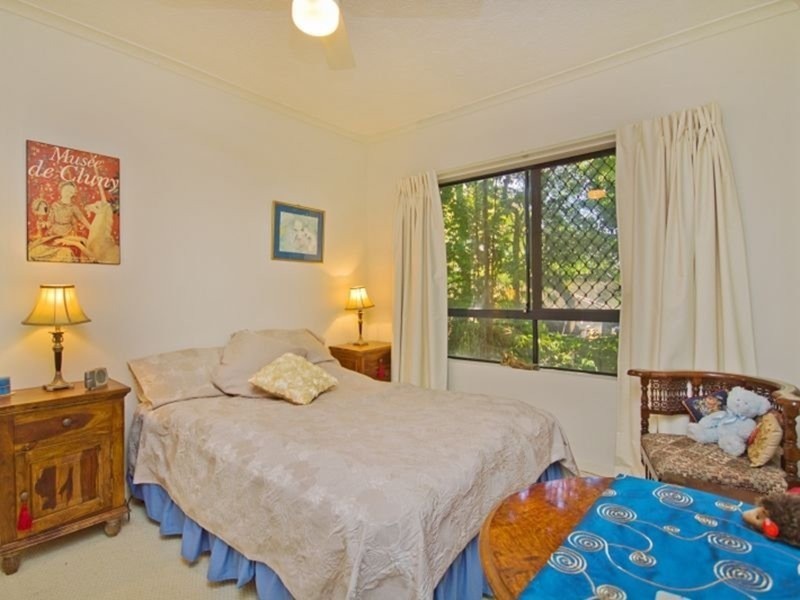 Chevron Island QLD 4217