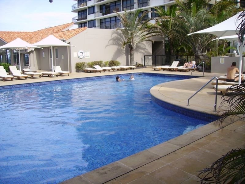 4 Old Burleigh Road, Surfers Paradise QLD 4217