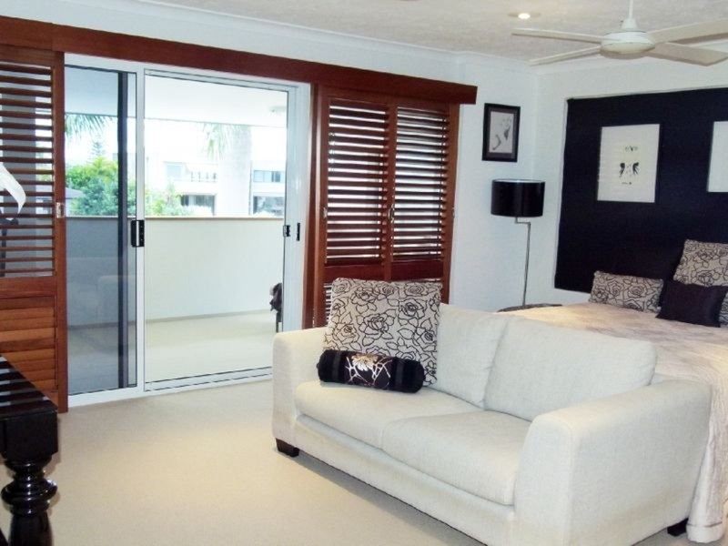 Isle Of Capri QLD 4217