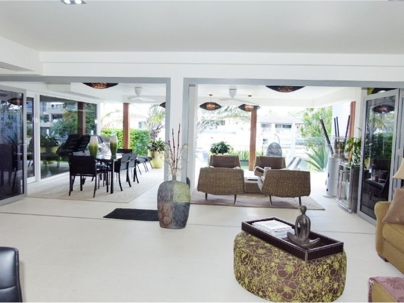 Isle Of Capri QLD 4217