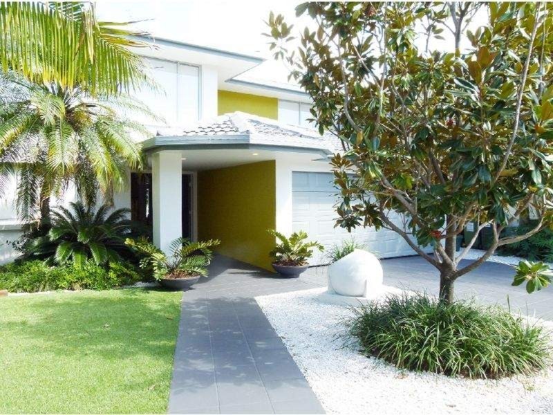 Isle Of Capri QLD 4217