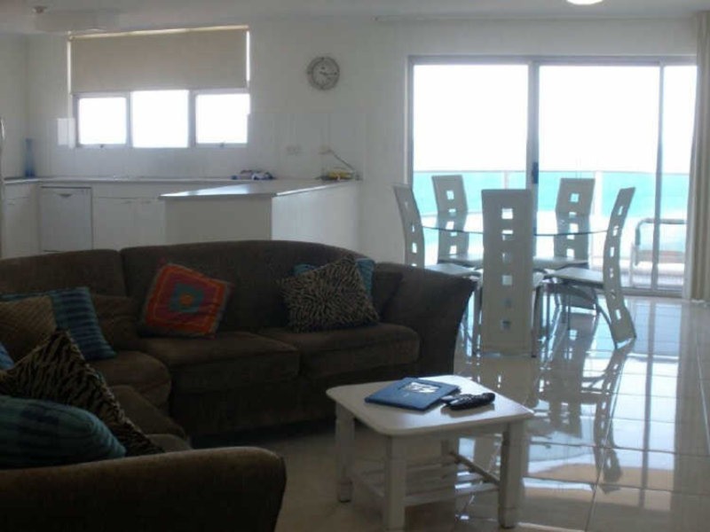 26 The Esplanade, Surfers Paradise QLD 4217