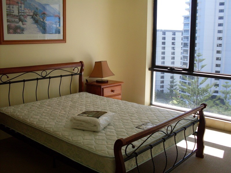 46/85 Old Burleigh Road, Surfers Paradise QLD 4217