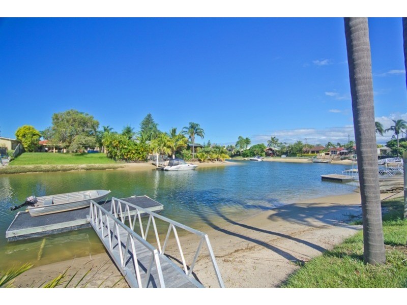 24 Rio Vista Boulevard, Broadbeach Waters QLD 4218