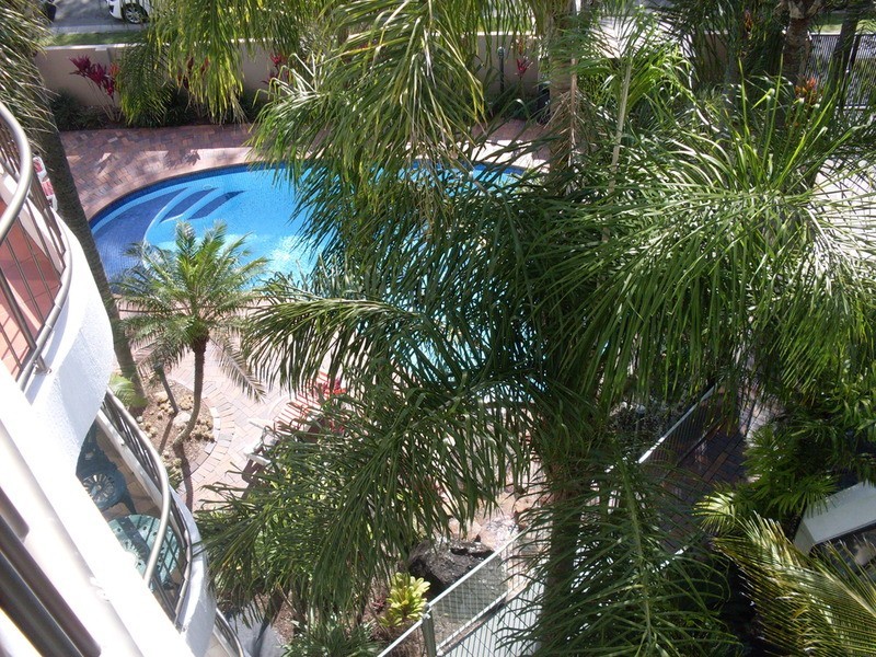 18/2943 Gold Coast Highway, Surfers Paradise QLD 4217