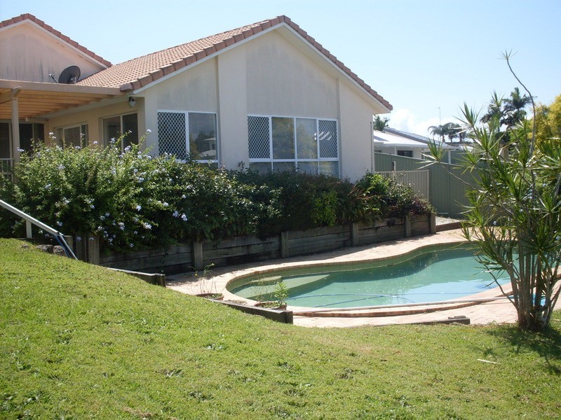 30 Panitz Street, Sorrento QLD 4217