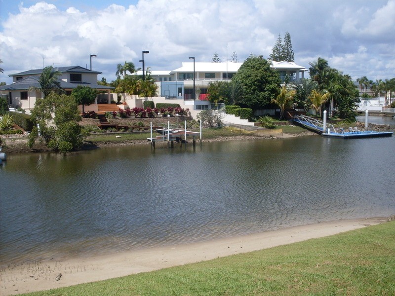 30 Panitz Street, Sorrento QLD 4217