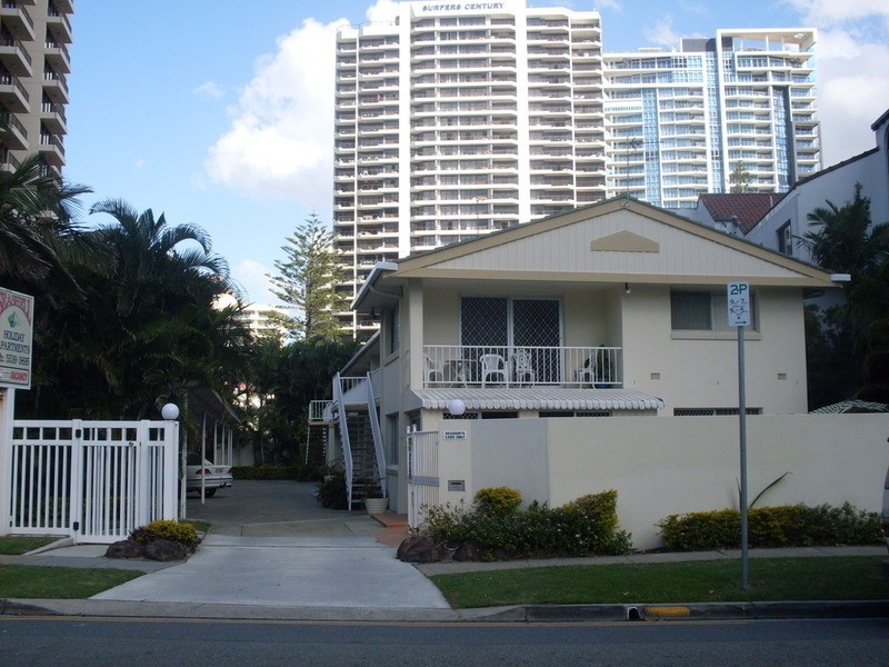 3/12-14 Hamilton Avenue, Surfers Paradise QLD 4217