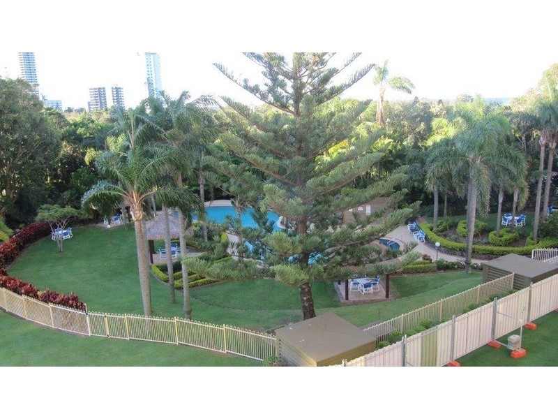 18/2 Admiralty Drive, Surfers Paradise QLD 4217