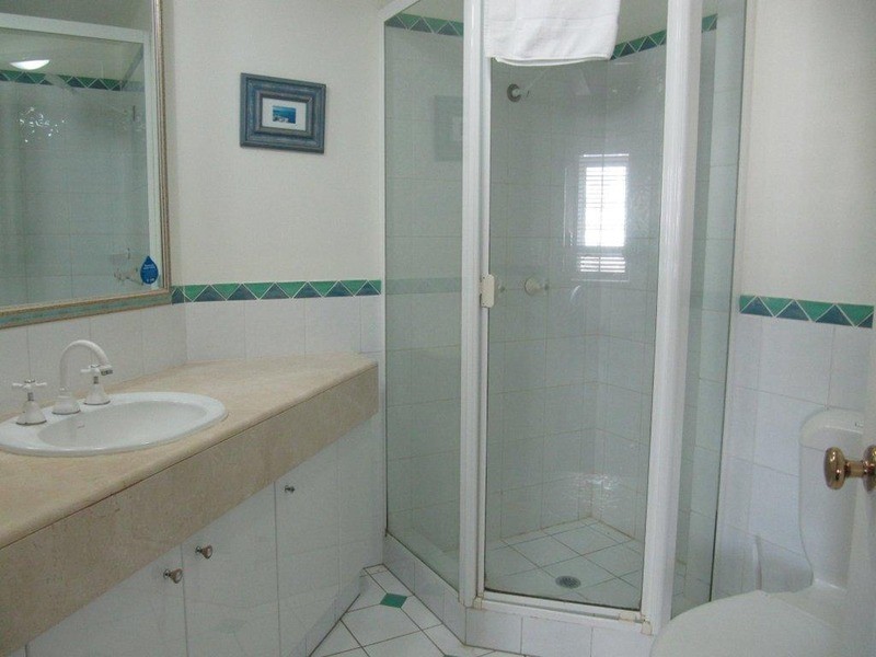 Moroccan View Avenue, Surfers Paradise QLD 4217