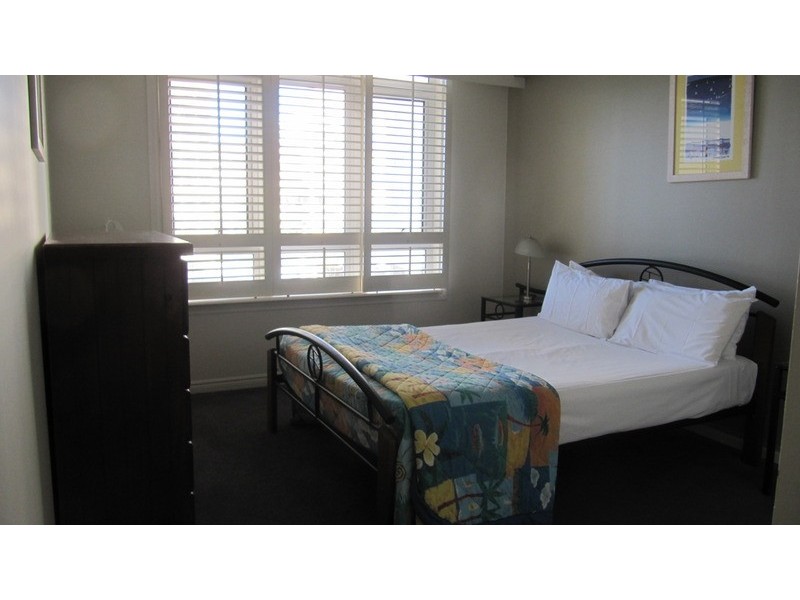 Moroccan View Avenue, Surfers Paradise QLD 4217