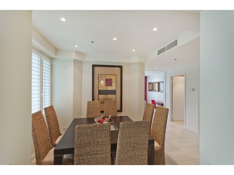 22/135 “Pacific Mirage” Seaworld Drive, Main Beach QLD 4217