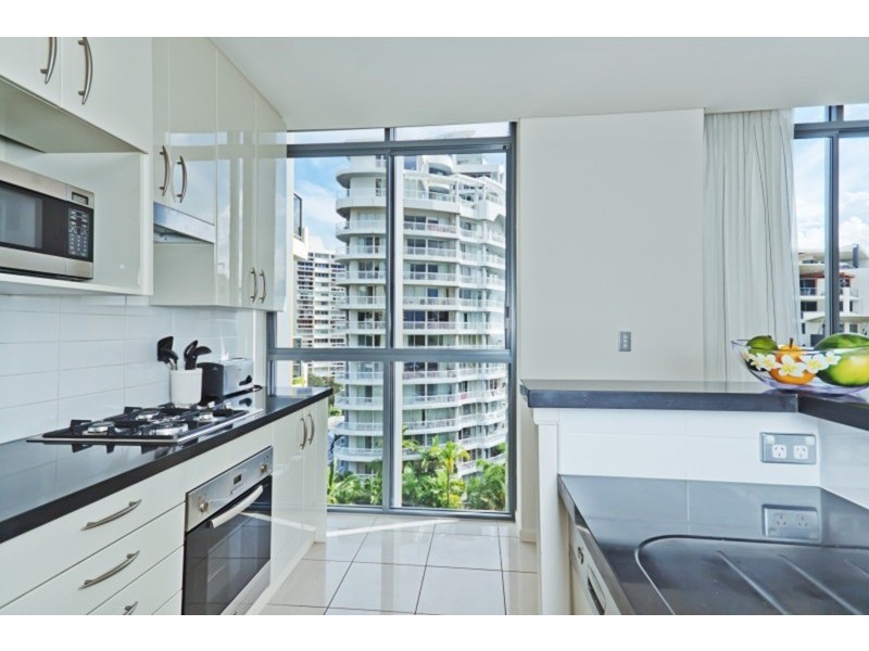902/18 Cypress Avenue, Surfers Paradise QLD 4217