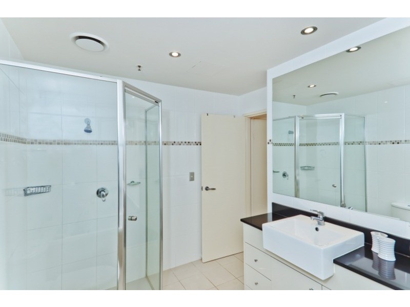 902/18 Cypress Avenue, Surfers Paradise QLD 4217