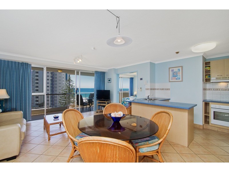802/10 Vista Street, Surfers Paradise QLD 4217