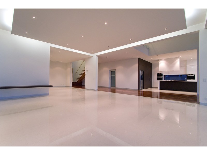 Paradise Waters QLD 4217