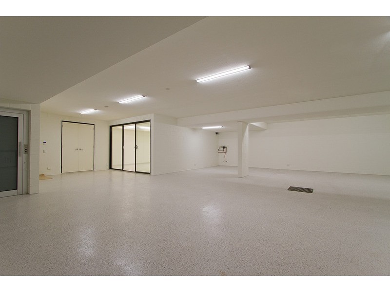 Paradise Waters QLD 4217