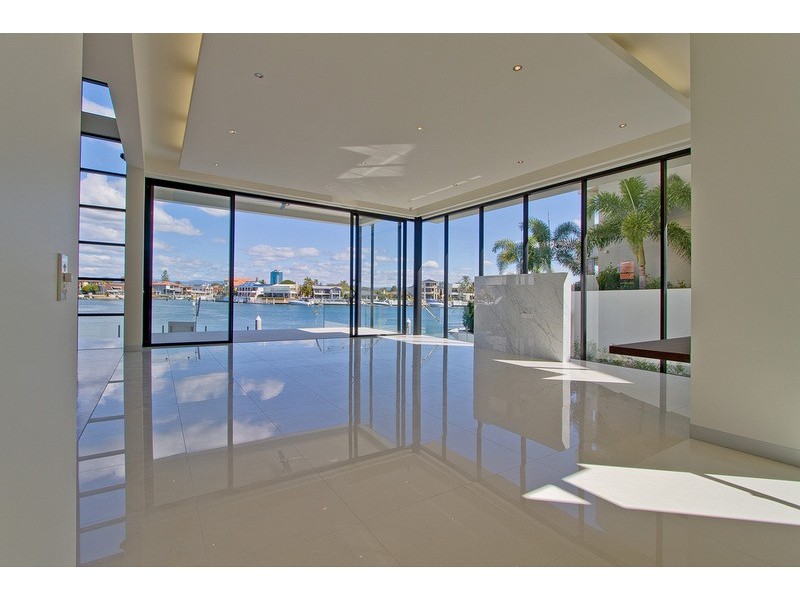 Paradise Waters QLD 4217