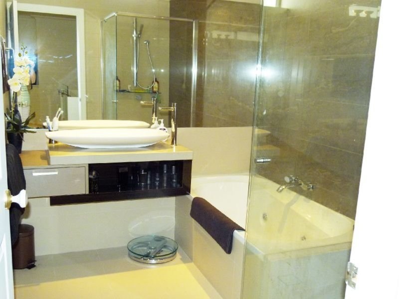 Isle Of Capri QLD 4217