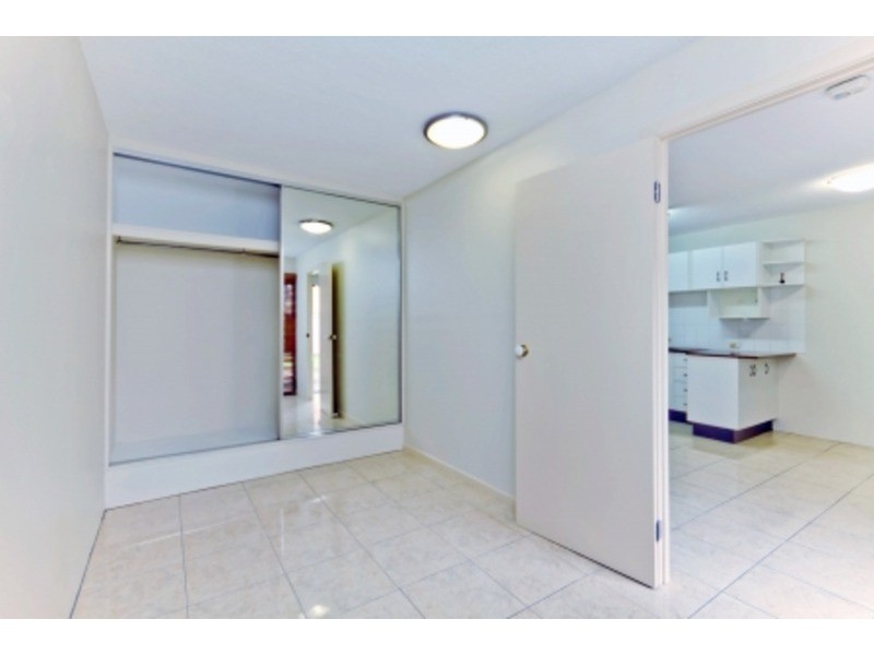 1/34 Peninsular Drive, Surfers Paradise QLD 4217