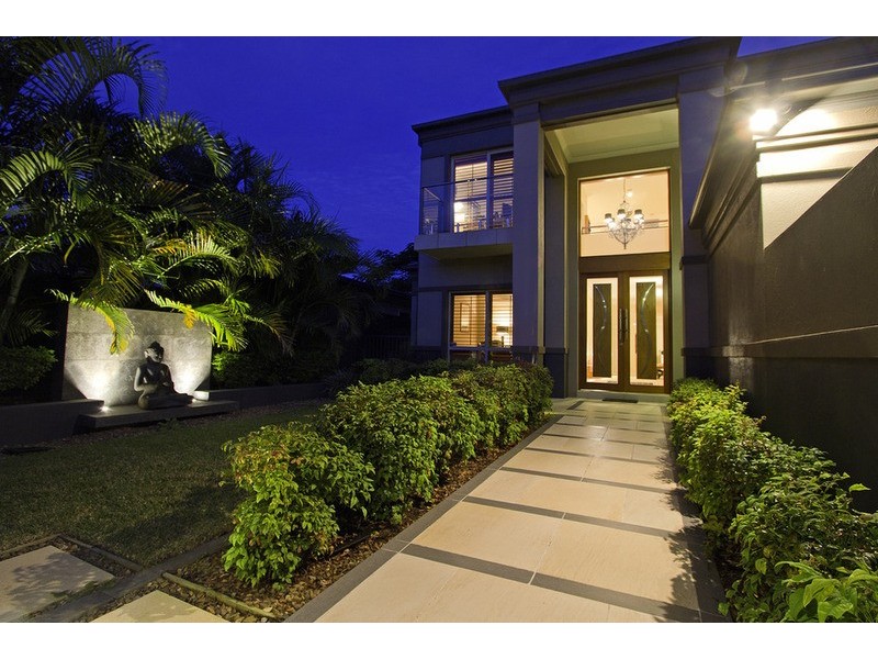 Isle Of Capri QLD 4217