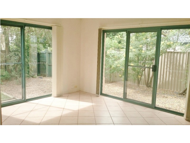 38 Abby Crescent, Ashmore QLD 4214