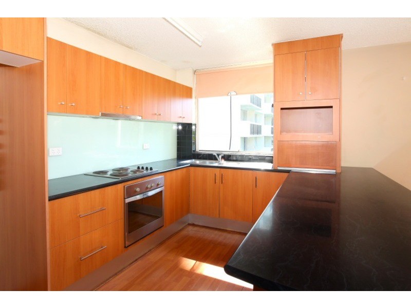 28 Riverview Parade, Surfers Paradise QLD 4217