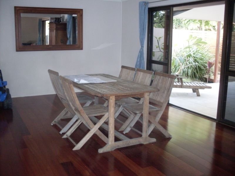 30 Blair Athol Crescent, Sorrento QLD 4217