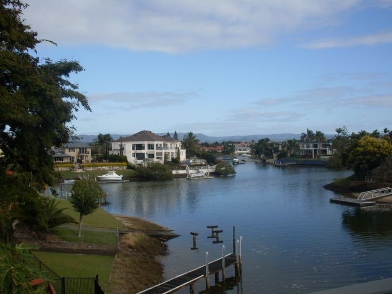 30 Blair Athol Crescent, Sorrento QLD 4217