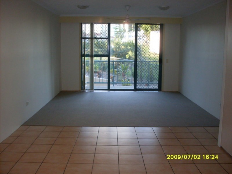 2/124 Queen Street, Southport QLD 4215