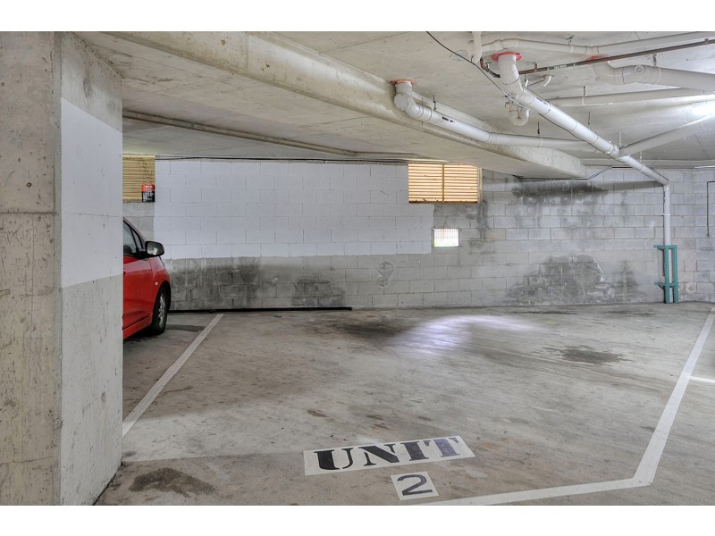 2/124 Queen Street, Southport QLD 4215