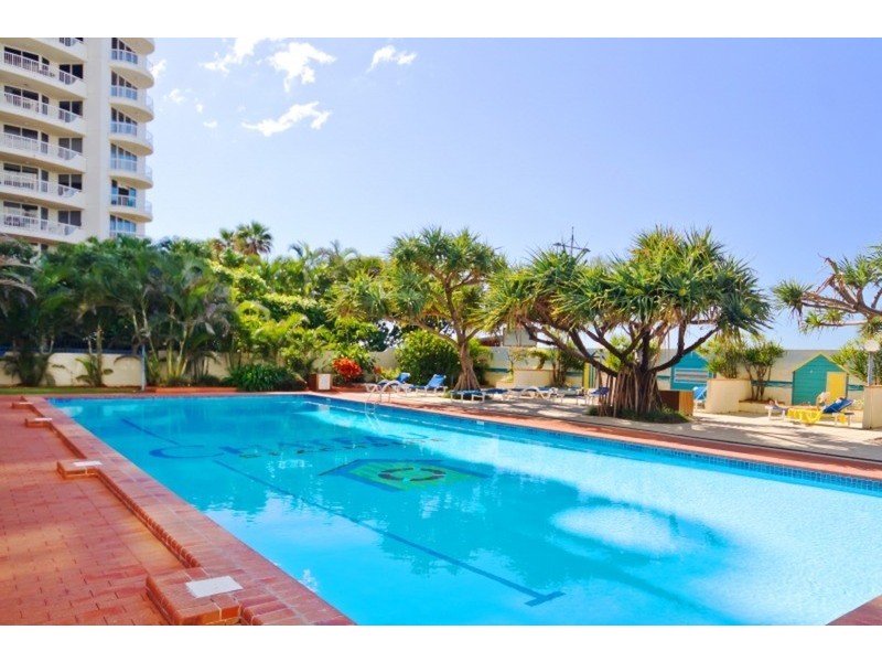 Dual Key  44 “Chateau Beachside” Esplanade, Surfers Paradise QLD 4217