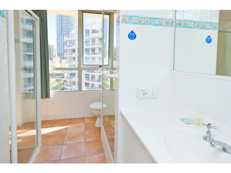 Dual Key  44 “Chateau Beachside” Esplanade, Surfers Paradise QLD 4217