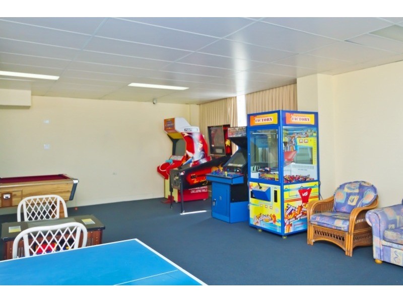 Dual Key  44 “Chateau Beachside” Esplanade, Surfers Paradise QLD 4217